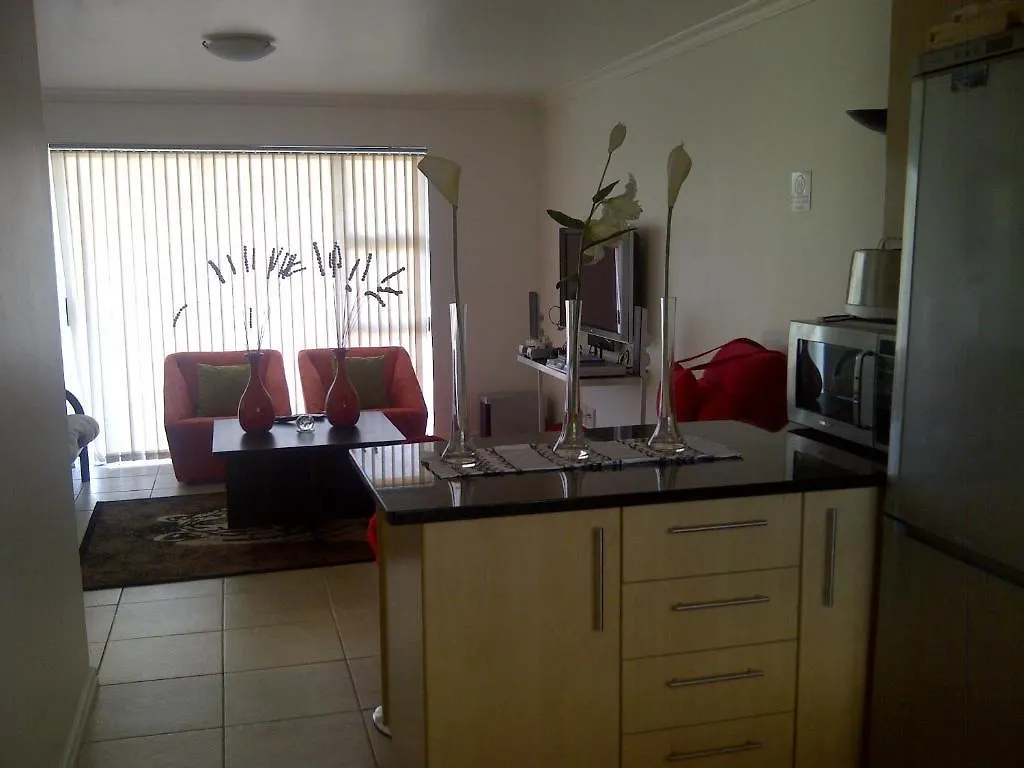 Villa D'Algarve Muizenberg Apartment